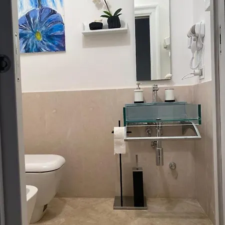 Maniace 80 Apartment *